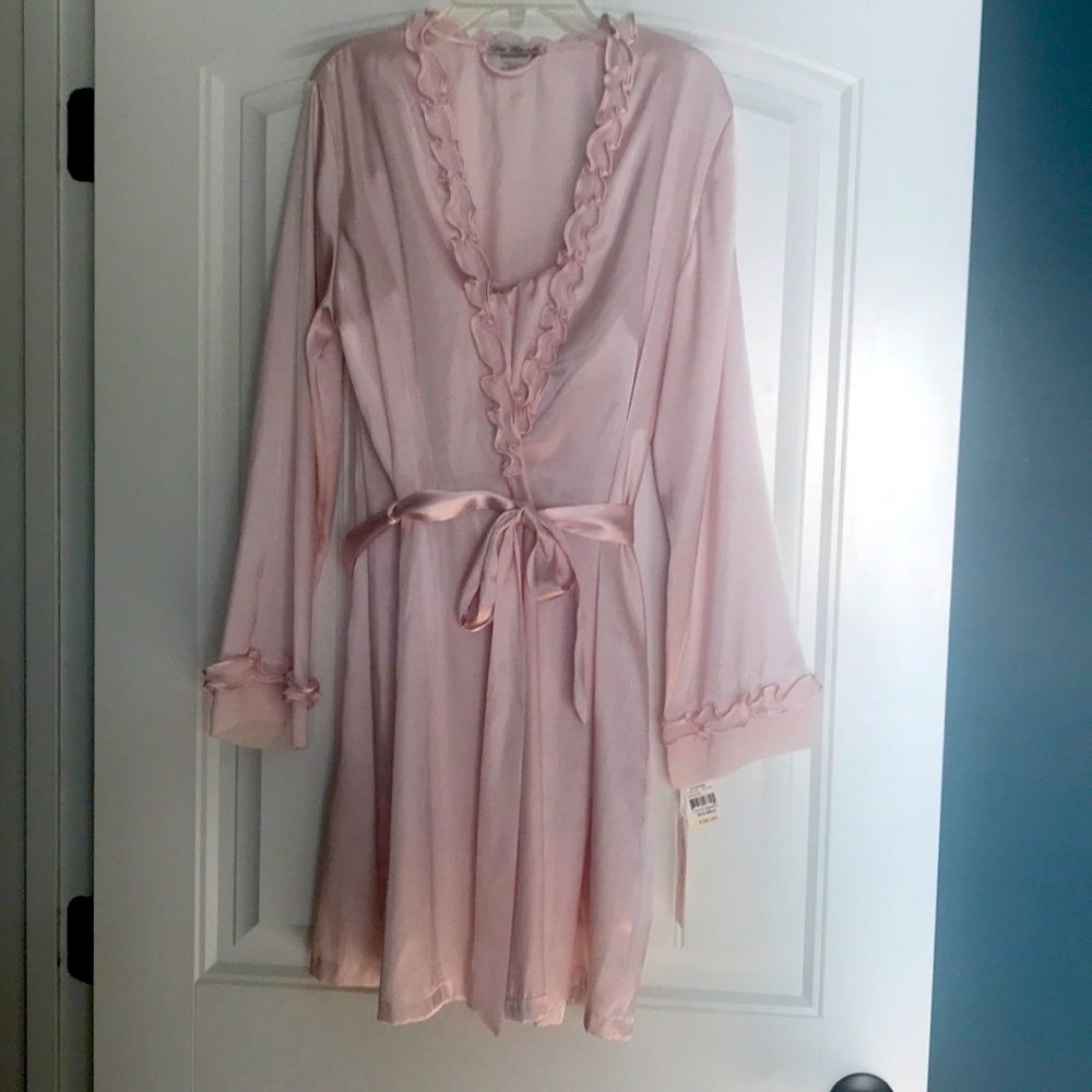 Linea Donatello Robe/gown set S/M NWT